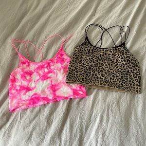 2 “NO BOUNDARIES” cropped tanks